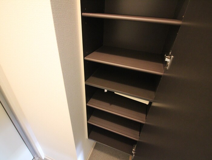 物件内観写真17　(靴箱)