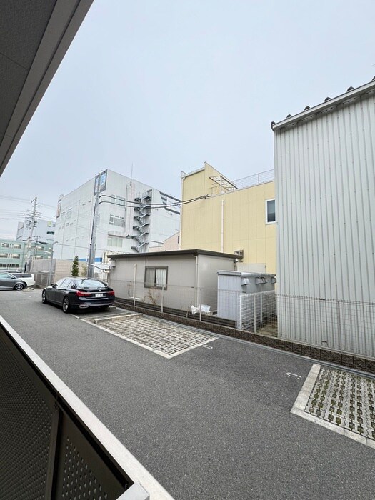 物件内観写真18　(室内からの展望)