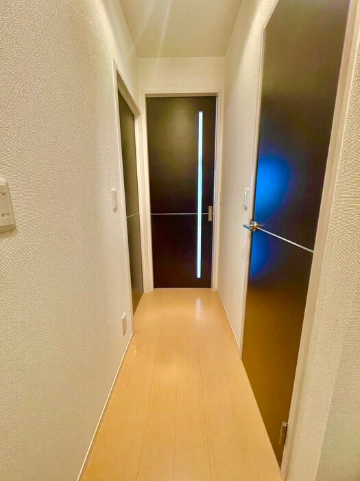 物件内観写真19　(廊下)