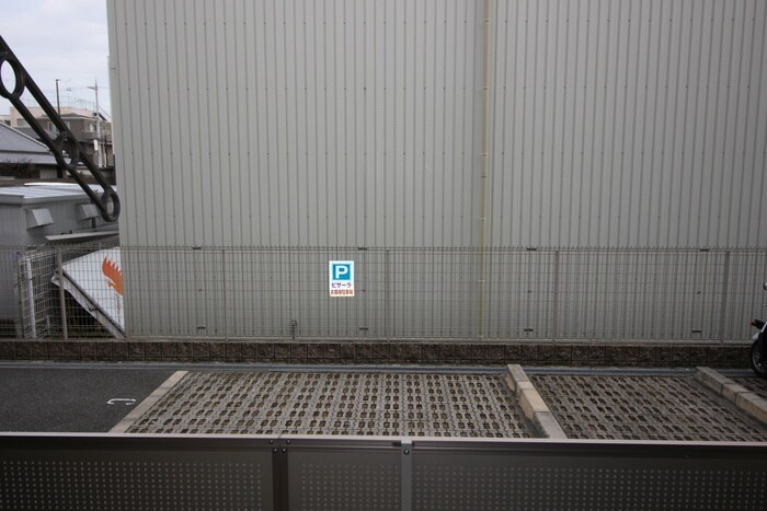 物件内観写真21　(室内からの展望)