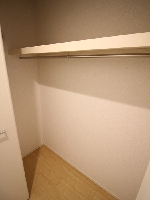物件内観写真11　(収納)