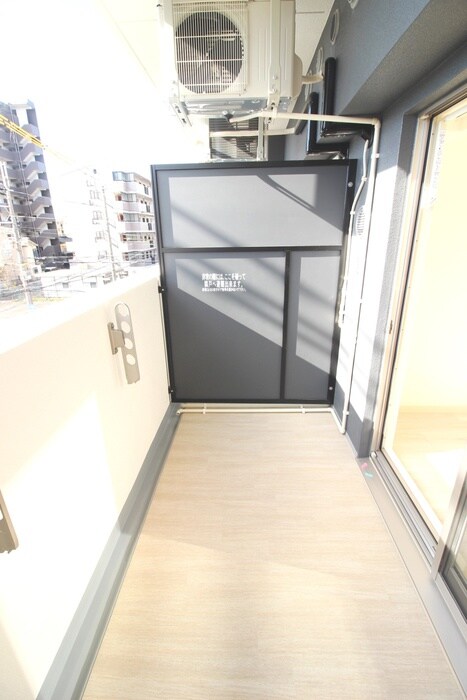 物件内観写真11　(ベランダ・バルコニー)