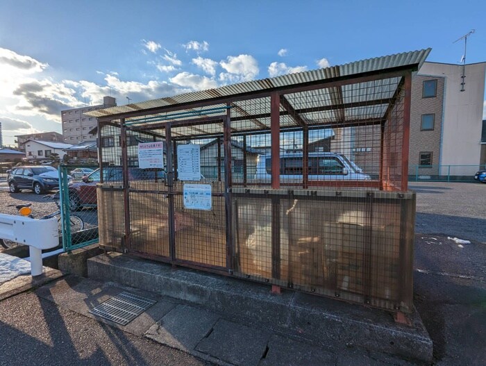 物件外観写真5　(建物設備)