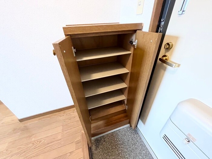 物件内観写真14　(靴箱)