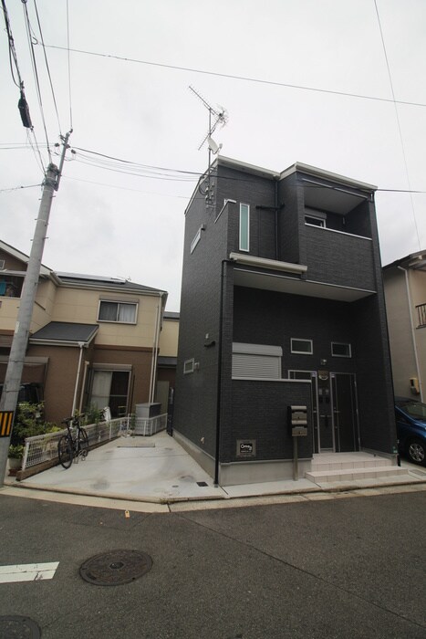 物件外観写真4　(外観写真)