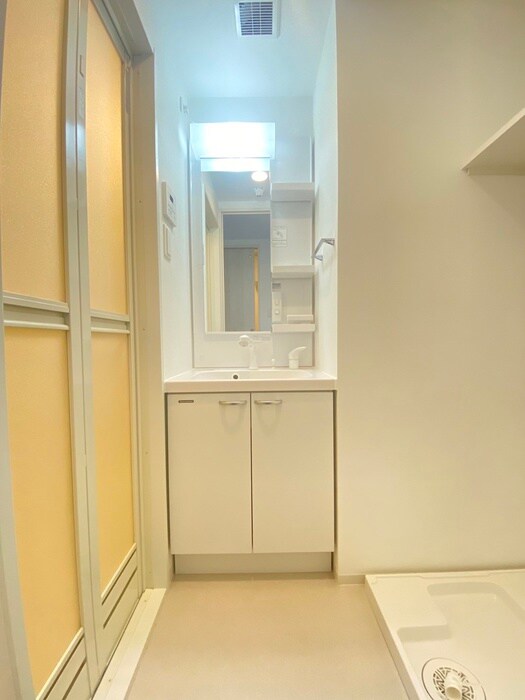 物件内観写真11　(洗面)