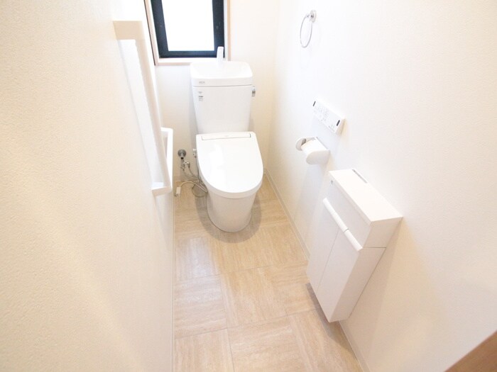 物件内観写真14　(トイレ)