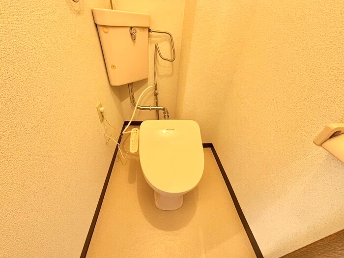 物件内観写真11　(トイレ)