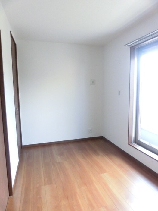 物件内観写真10　(居室)