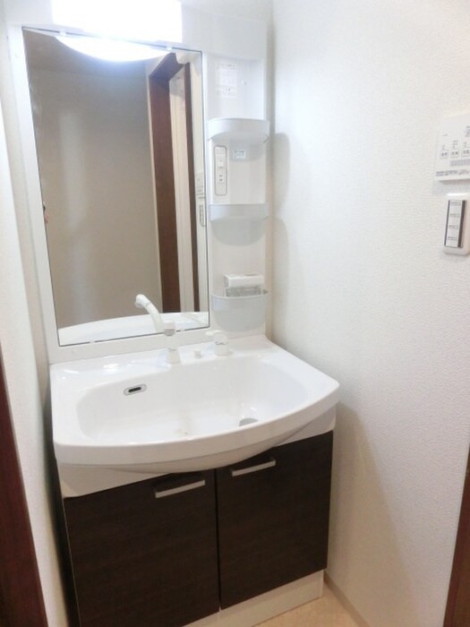 物件内観写真11　(洗面)