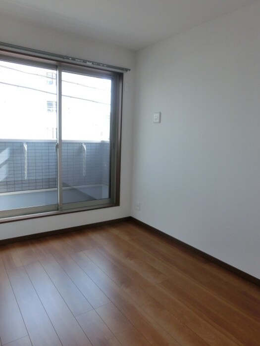 物件内観写真16　(居室)