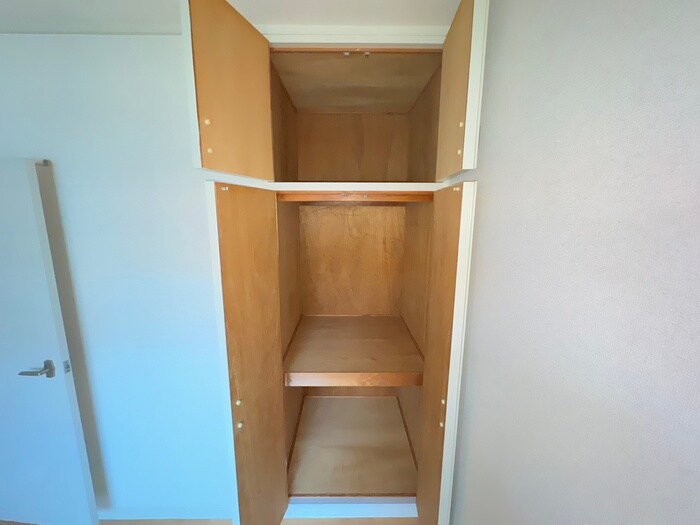 物件内観写真11　(収納)