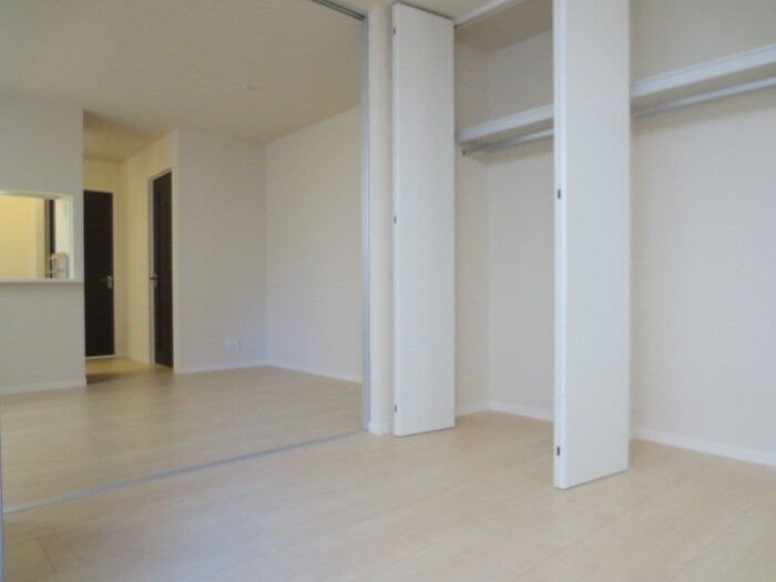 物件内観写真6　(廊下)