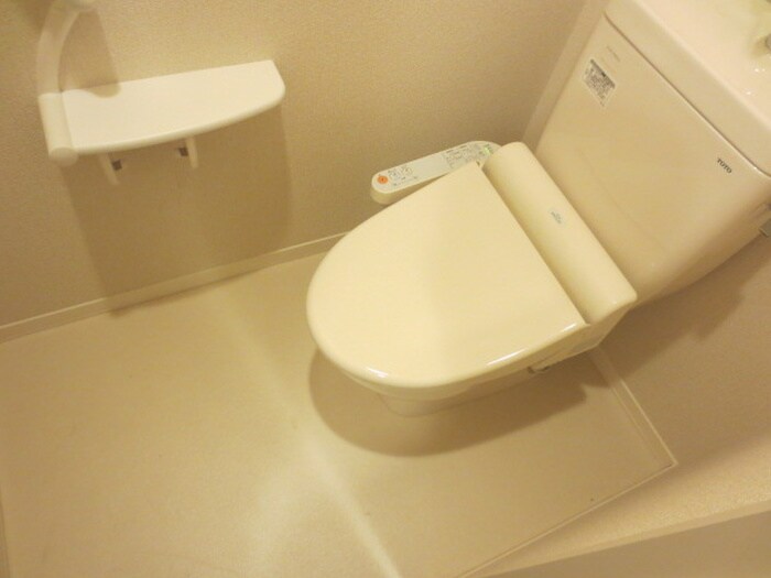 物件内観写真12　(トイレ)