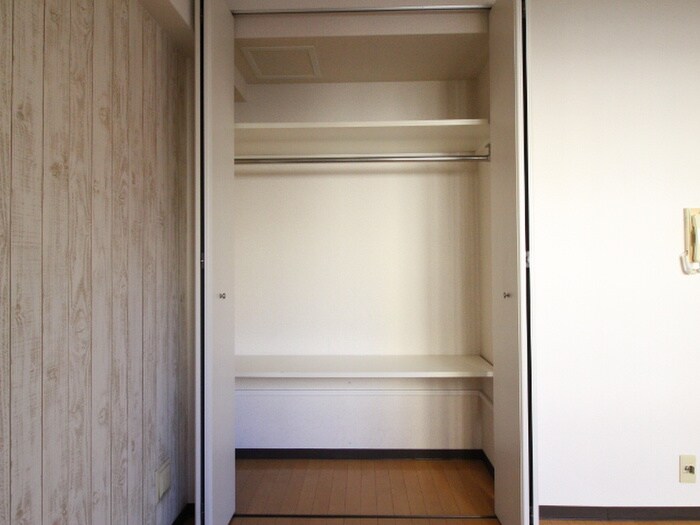 物件内観写真10　(収納)
