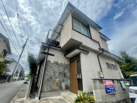 羽拍子町47-33貸家外観写真