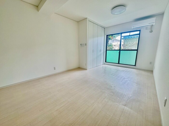 物件内観写真21　(居室)