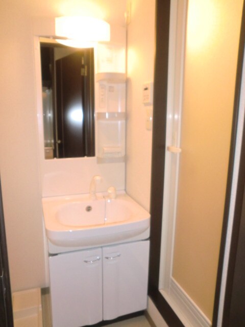 物件内観写真13　(洗面)