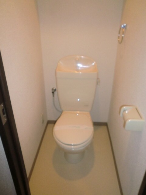 物件内観写真16　(トイレ)