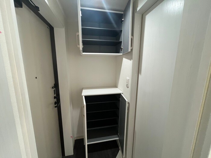 物件内観写真7　(靴箱)