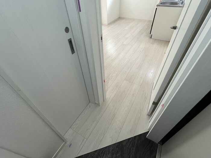 物件内観写真9　(廊下)
