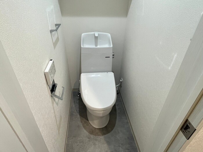 物件内観写真13　(トイレ)