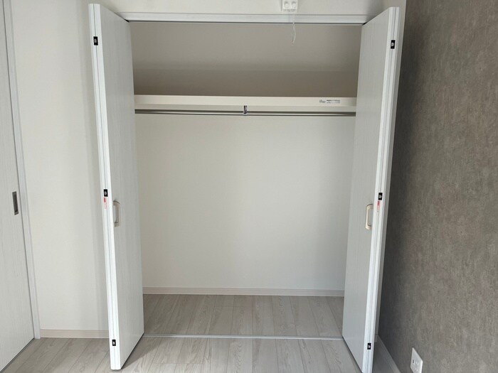 物件内観写真15　(収納)