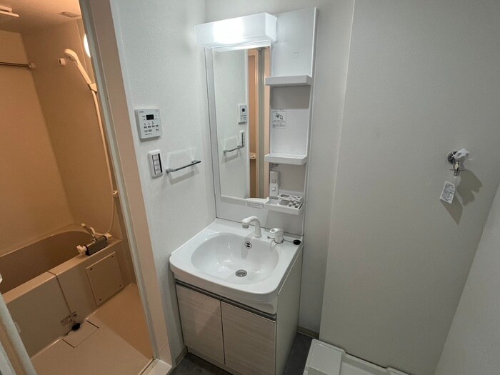 物件内観写真16　(洗面)