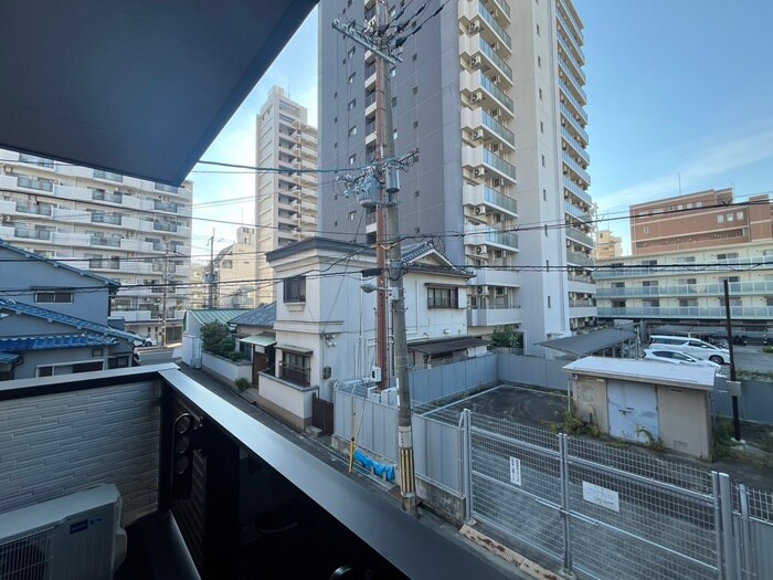 物件内観写真20　(室内からの展望)