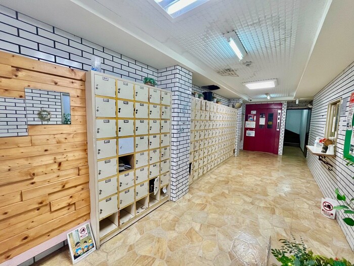 物件外観写真6　(建物設備)