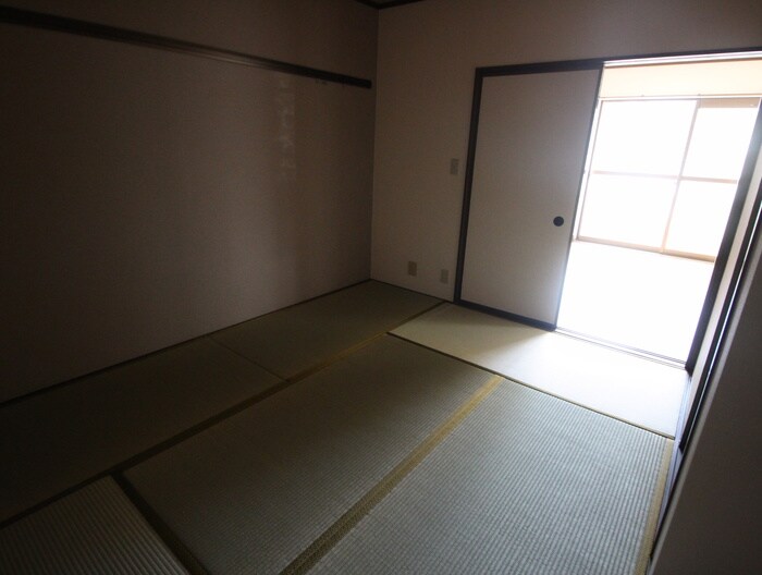 物件内観写真9　(居室)