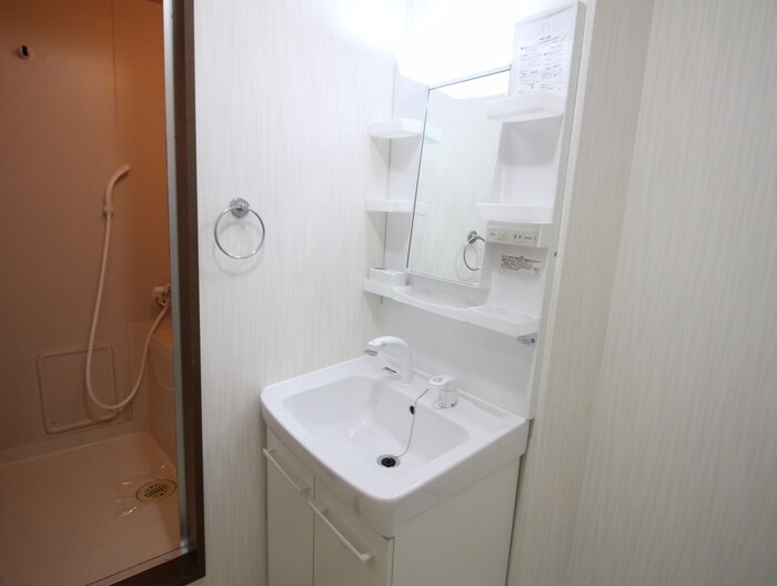 物件内観写真12　(洗面)