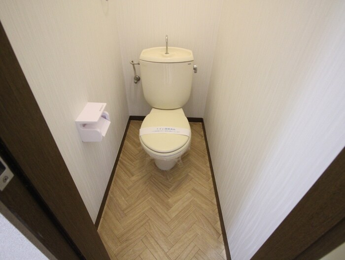 物件内観写真14　(トイレ)