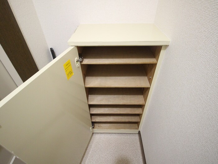 物件内観写真16　(靴箱)