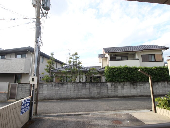 物件内観写真21　(室内からの展望)