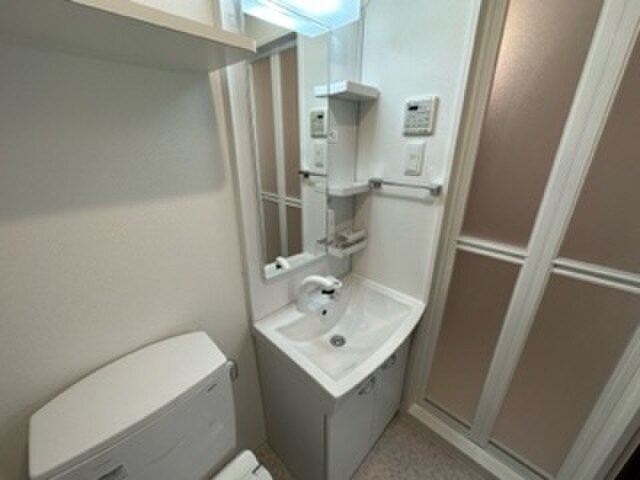 物件内観写真10　(洗面)