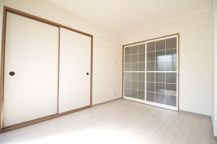 物件内観写真12　(居室)