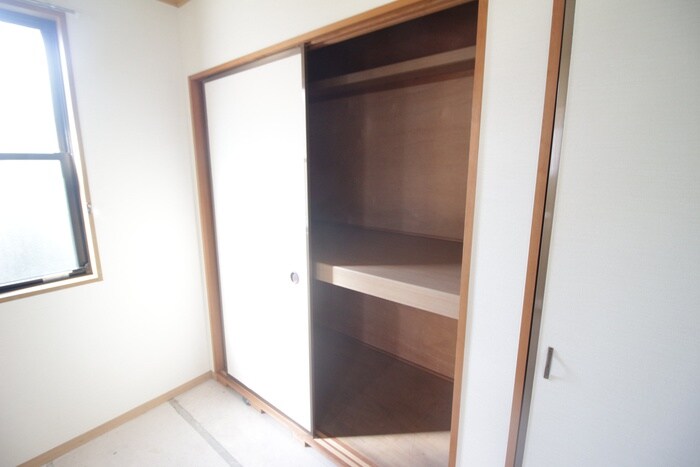 物件内観写真18　(収納)