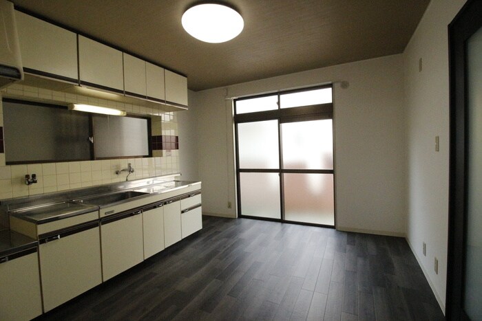 物件内観写真10　(居室)