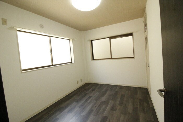 物件内観写真11　(居室)
