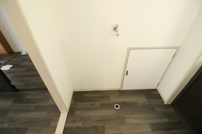 物件内観写真20　(洗濯機置場)