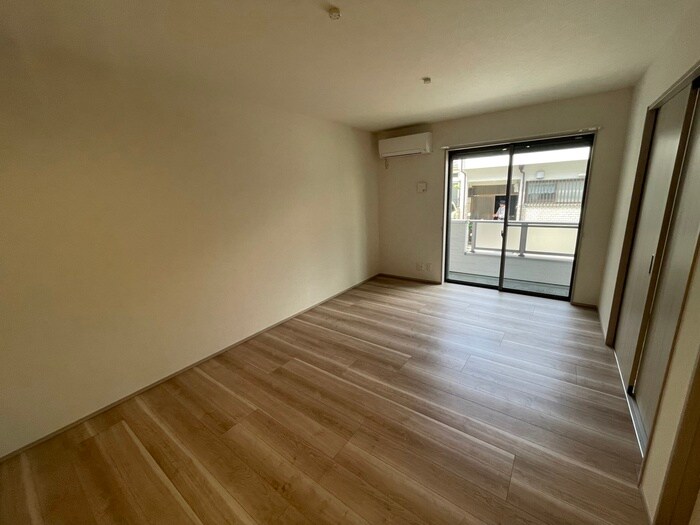 物件内観写真7　(居室)