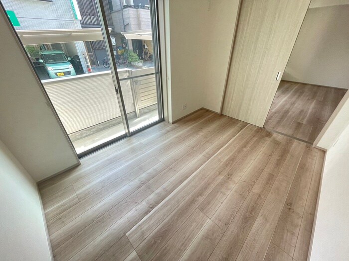 物件内観写真8　(居室)