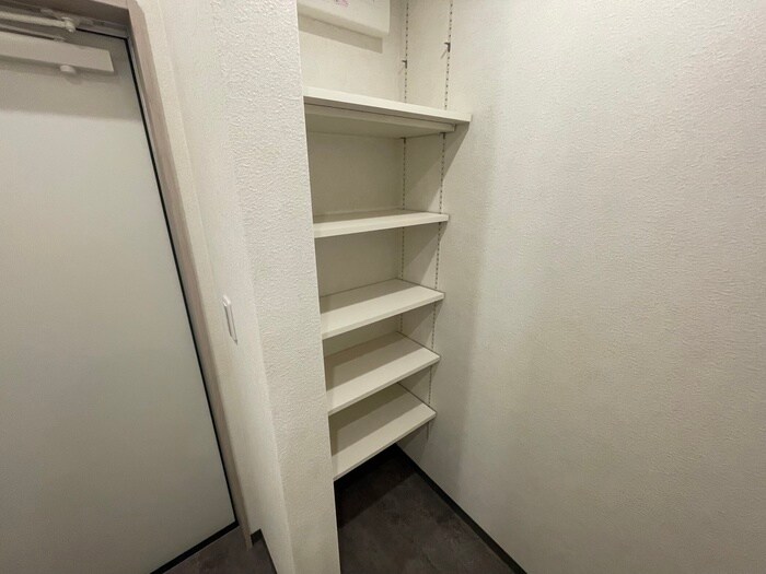 物件内観写真9　(靴箱)