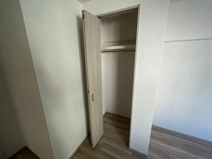 物件内観写真16　(収納)