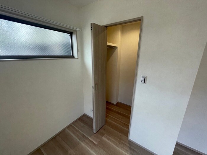 物件内観写真16　(収納)