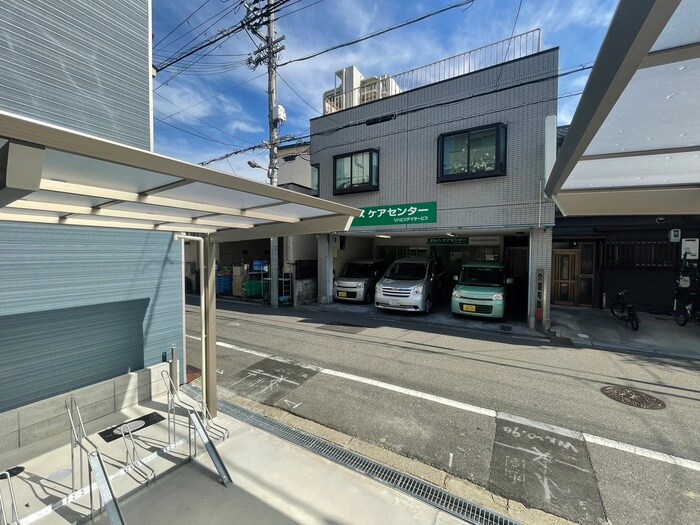 物件内観写真19　(室内からの展望)