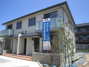 シャーメゾンエトワールＢ棟外観写真