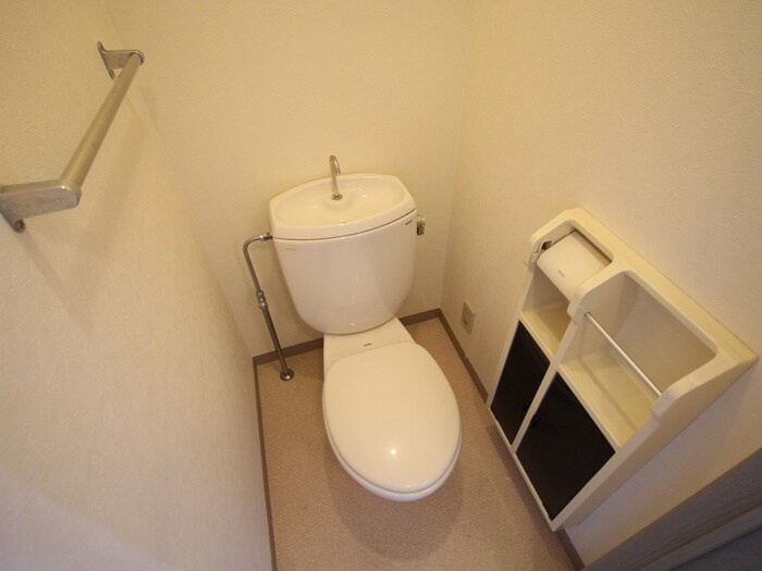 物件内観写真12　(トイレ)