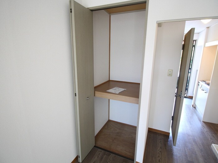 物件内観写真14　(収納)